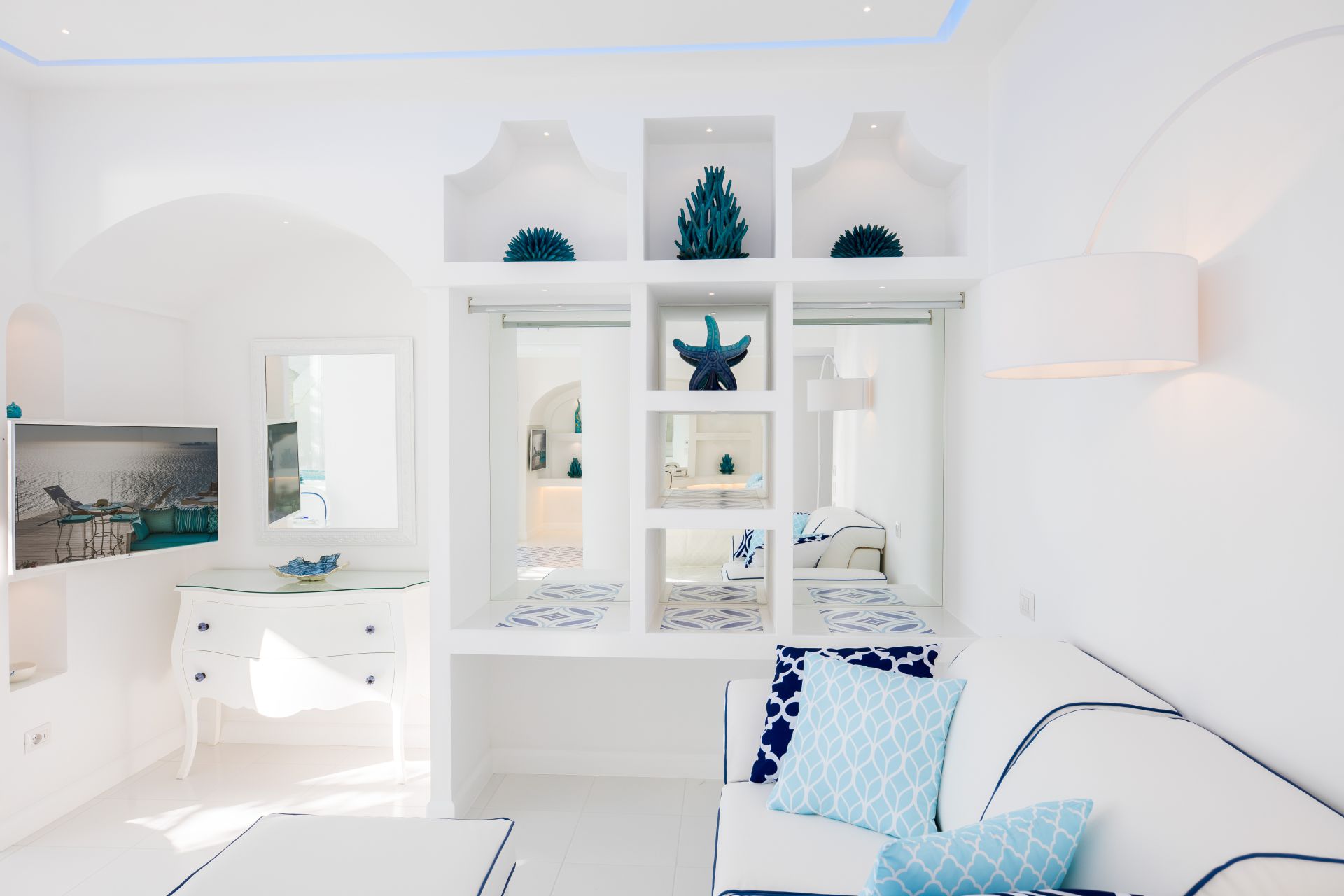 Modern Suite