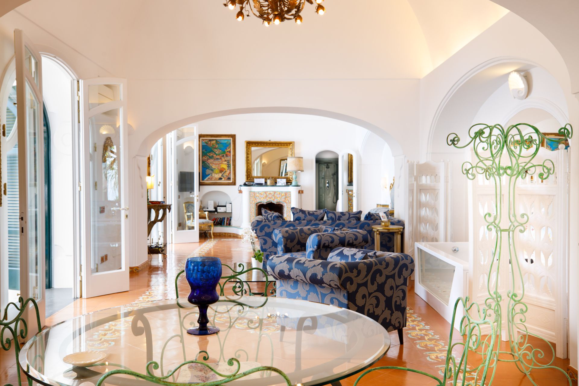 Modern Suite