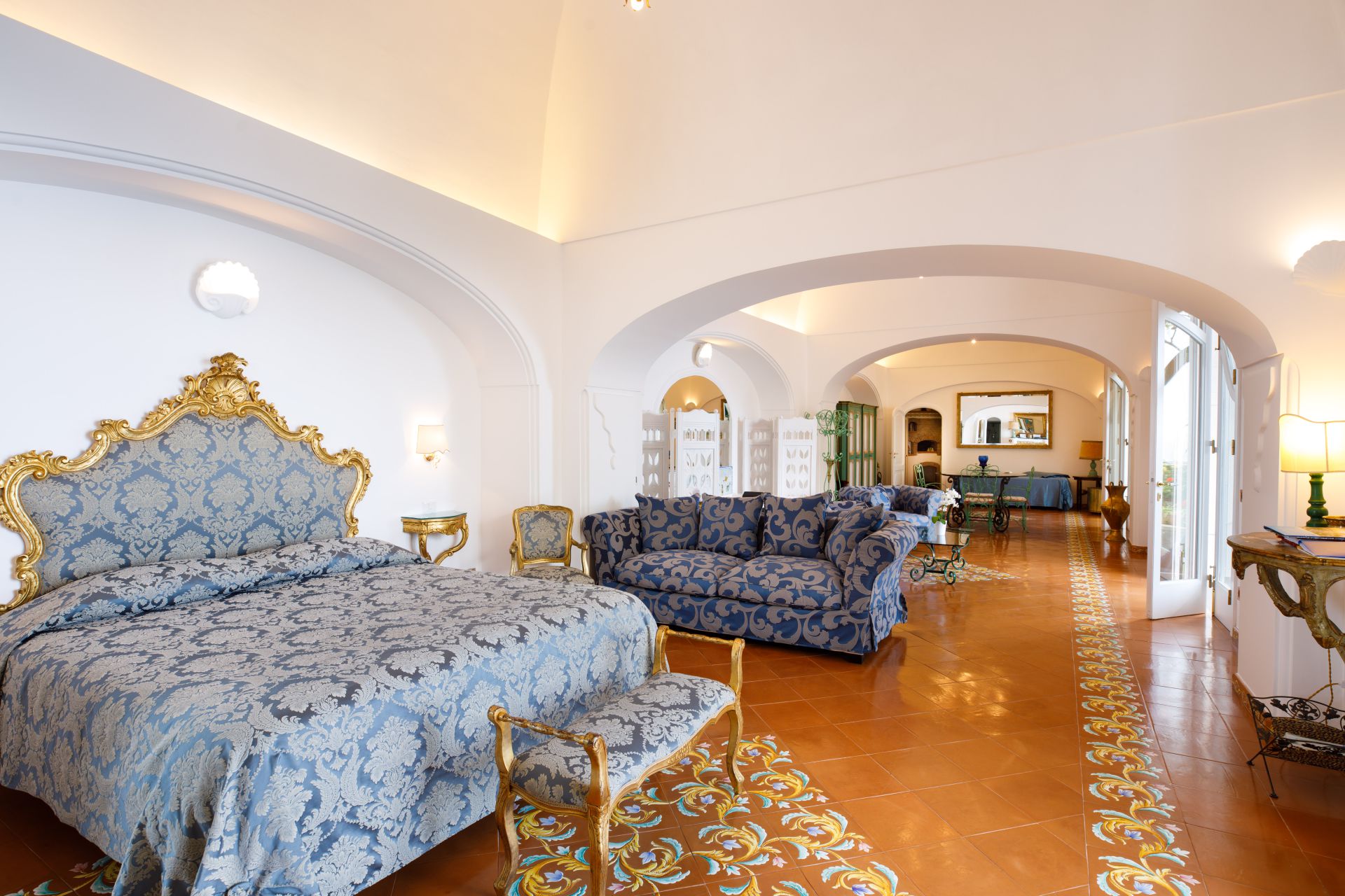 Modern Suite