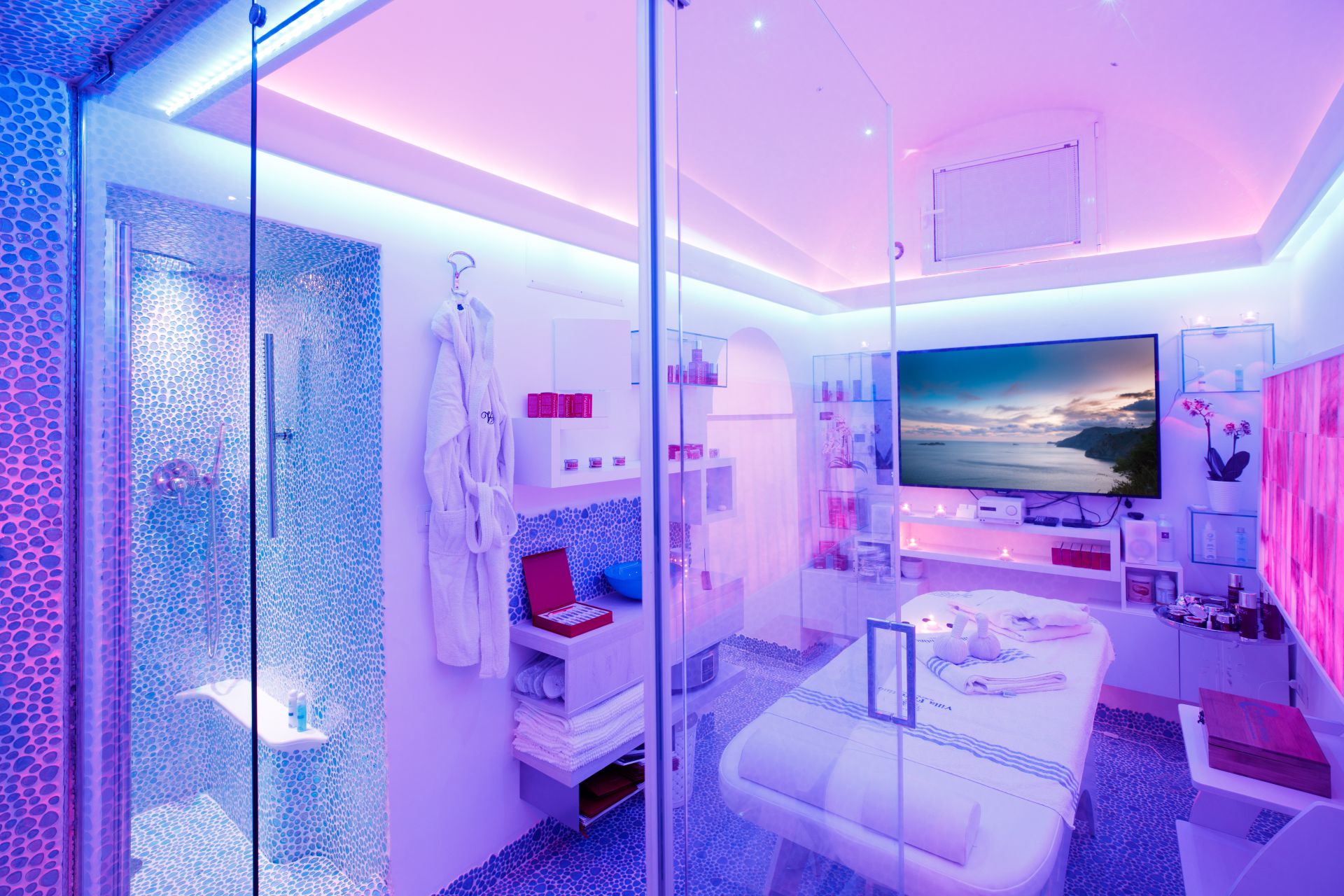 Modern Suite